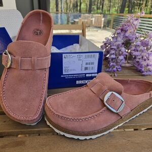 Birkenstock Buckley Suede Mule in Dusty Rose